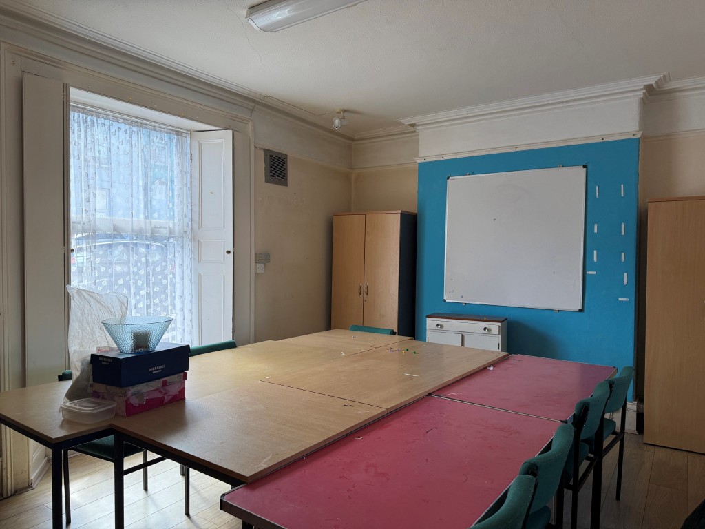 Lot: 19 - FORMER DAY CARE CENTRE WITH COURTYARD GARDEN AND PARKING OFFERING POTENTIAL - Ground floor reception room two